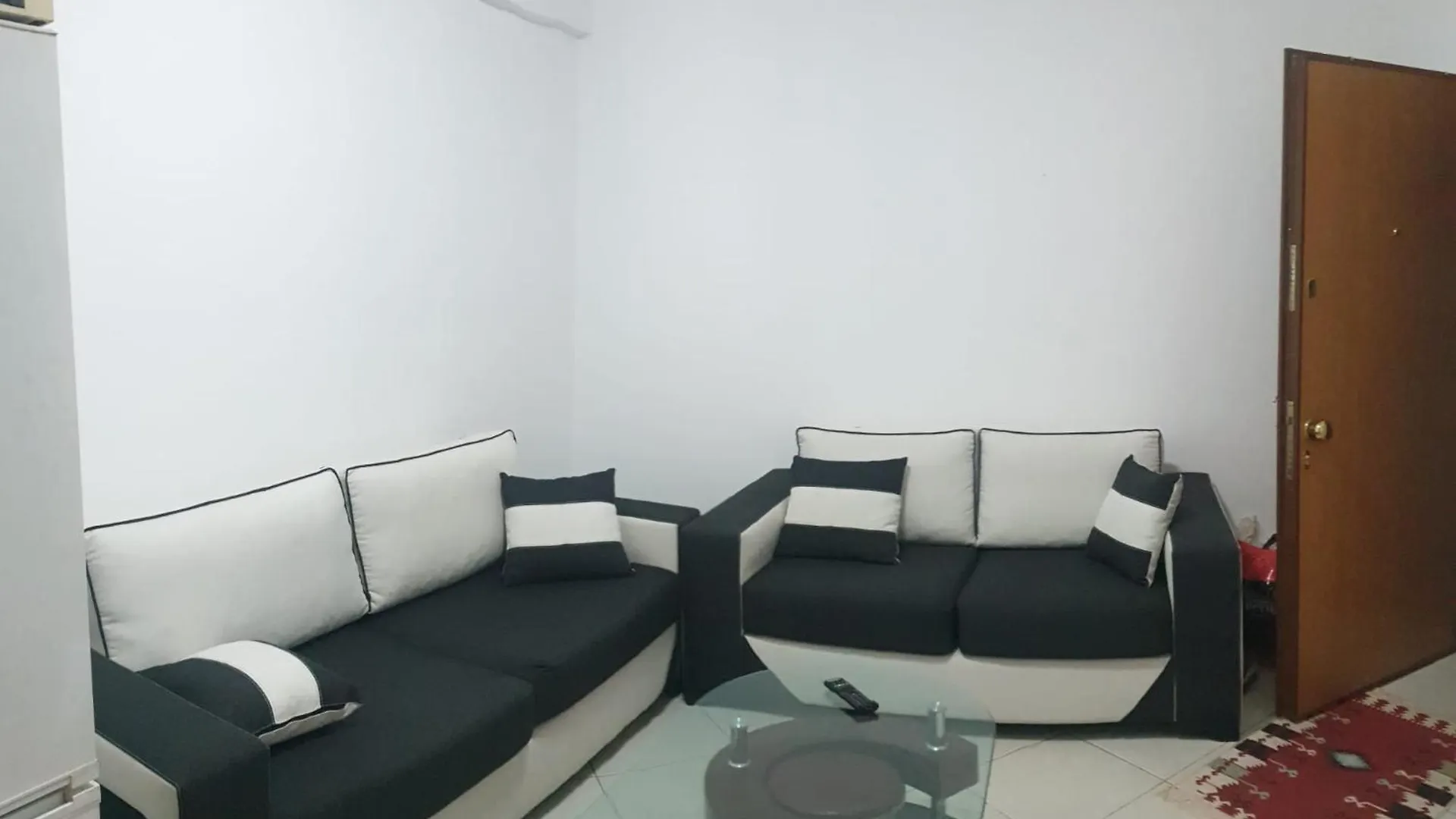 Kontakte von Linda Guesthouse-1